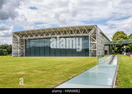 Das Sainsbury Centre for Visual Arts ist eine Kunstgalerie und Museum befindet sich auf dem Campus der University of East Anglia, Norwich, Vereinigtes Königreich. Stockfoto