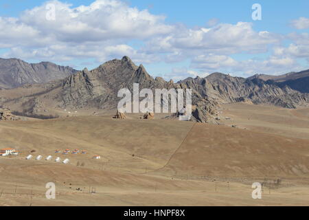 Hügeligen Gelände in der Gorkhi Tärelsch Nationalpark, Mongolei Stockfoto