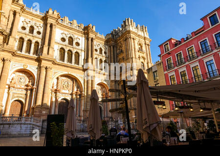 Die Kathedrale von Malaga, der Menschwerdung (Catedral de la Encarnation), mit unfertigen Glockenturm, Malaga, Andalusien, Spanien Stockfoto