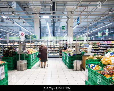 Cremona Po Mall Stores und Shops, Shopping Center, Cremona Italien Stockfoto