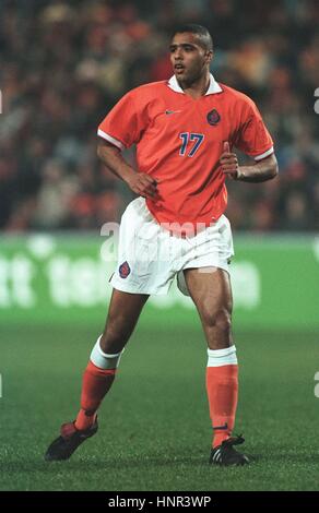 PIERRE VAN HOOIJDONK HOLLAND & CELTIC FC 15. November 1996 Stockfoto