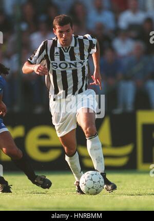 ZINEDINE ZIDANE JUVENTUS FC 19. August 1996 Stockfoto