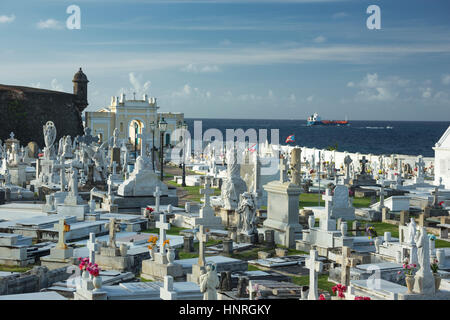 GRÄBER SANTA MARIA MAGDALENA DE PAZZIS FRIEDHOF ALTSTADT SAN JUAN PUERTO RICO Stockfoto