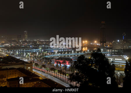 Hafen von Barcelona vom Montjuïc gesehen Stockfoto