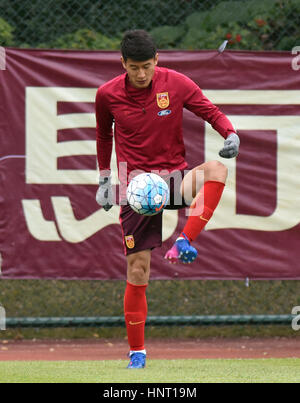 Guangzhou, Guangzhou, China. 10. Februar 2017. Guangzhou, CHINA-Februar 10 2017: (nur zur redaktionellen Verwendung. CHINA HERAUS). Chinesische Männer Fußball-Nationalmannschaft trainiert für WM 2018 Qualifikation unter der Leitung von Trainer Marcello Lippi in Guangzhou, Guangdong Provinz Süd-China, 10. Februar 2017. Bildnachweis: SIPA Asien/ZUMA Draht/Alamy Live-Nachrichten Stockfoto