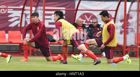 Guangzhou, Guangzhou, China. 10. Februar 2017. Guangzhou, CHINA-Februar 10 2017: (nur zur redaktionellen Verwendung. CHINA HERAUS). Chinesische Männer Fußball-Nationalmannschaft trainiert für WM 2018 Qualifikation unter der Leitung von Trainer Marcello Lippi in Guangzhou, Guangdong Provinz Süd-China, 10. Februar 2017. Bildnachweis: SIPA Asien/ZUMA Draht/Alamy Live-Nachrichten Stockfoto