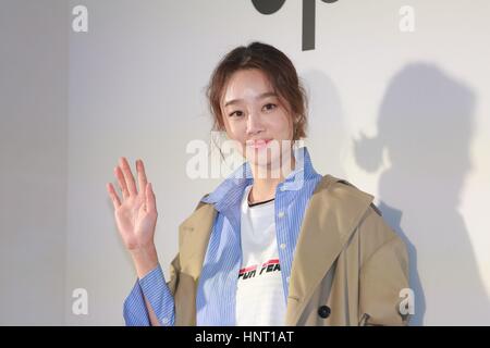 Seoul, Korea. 15. Februar 2017. Lee Si Young, Han Hye Jin Hee Lee Da, Im Ji-Yeon und Jung-Won Cha Zauber 2017 ss Fotowand in Seoul, Korea am 15. Februar 2017 teilnehmen. (China und Korea Rechte heraus) Bildnachweis: TopPhoto/Alamy Live-Nachrichten Stockfoto