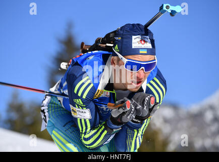 Hochfilzen, Österreich. 16. Februar 2017. Serhiy Semenov aus der Ukraine in Aktion während der Männer 20km Einzelbewerb während der Biathlon-Weltmeisterschaft in Hochfilzen, Österreich, 16. Februar 2017. Foto: Martin Schutt/Dpa-Zentralbild/Dpa/Alamy Live News Stockfoto