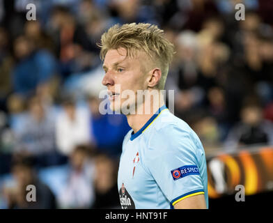 Vigo, Spanien. 16. Februar 2017. Daniel Wass (Mildfierder, Celta Vigo) während des Fußballspiels der Hinspiel der Runde der 32 der UEFA Europa League 2016/2017 zwischen RC Celta de Vigo und FK Shajtar Donezk im Balaidos Stadium am 16. Februar 2017 in Vigo, Spanien. Bildnachweis: David Gato/Alamy Live-Nachrichten Stockfoto