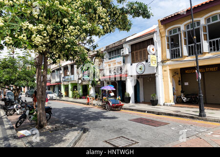 Georgetown, Penang - 23. November 2016: Eine typische Straßenszene in Georgetown, Penang in Malaysia Stockfoto