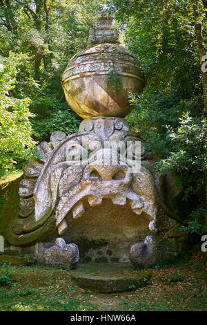 Statue des Leiters der Proteus, Sohn des Neptun, Park der Monster, Bomarzo, Italien Stockfoto