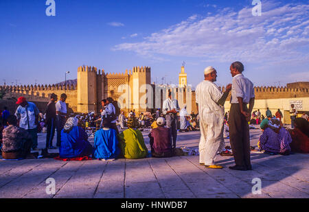 Pacha el Baghdadi Quadrat, Medina, UNESCO-Weltkulturerbe, Fez, Marokko, Afrika. Stockfoto