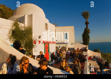Tunez: Sidi Bou Said.Cafe Sidi Chebaane. In der Rue Chebaane Stockfoto