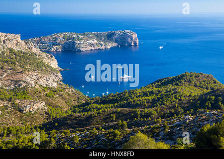 Erhöhten Blick auf Landschaft und Küste, Andratx, Mallorca, Spanien Stockfoto