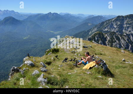 Berchtesgaden, Deutschland - 24. August 2016 - Wanderer auf Schneibstein im deutschen Alpen Stockfoto
