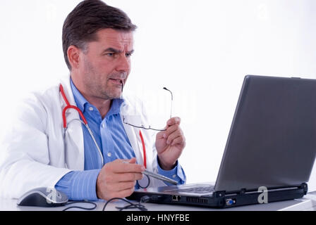 Model Release, Arzt Mit Laptop - Arzt mit laptop Stockfoto