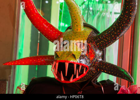 VEJIGANTES TRADITIONELLE TEUFEL MASKE KARNEVAL KOSTÜM PONCE PUERTO RICO Stockfoto