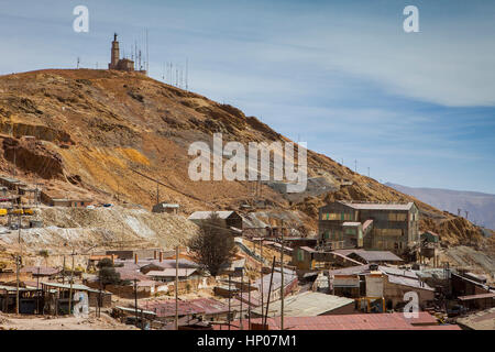 Szene im Pailaviri-Bereich, auf der rechten Seite und nach unten Pailaviri Mine, Cerro Rico, Potosi, Bolivien Stockfoto