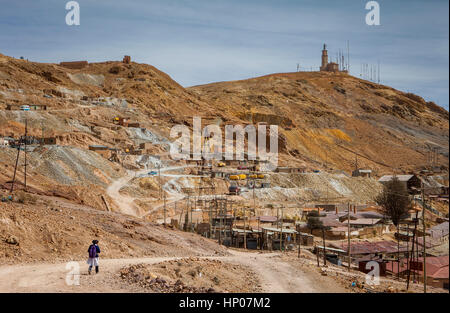 Szene im Pailaviri-Bereich, auf der rechten Seite und nach unten Pailaviri Mine, Cerro Rico, Potosi, Bolivien Stockfoto