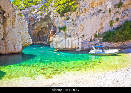 Erstaunliche Stinva Strand Vis Insel, Dalmatien, Kroatien Stockfoto