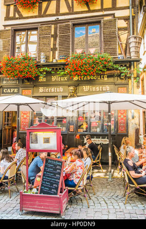 Au Vieux Straßburg, traditionelles elsässisches Restaurant, Stockfoto