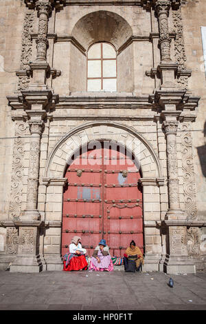 Hauptfassade der Kirche von San Francisco auf der Plaza des gleichnamigen, gegründet im Jahre 1548 und umgebaut 1784, La Paz, Bolivien Stockfoto