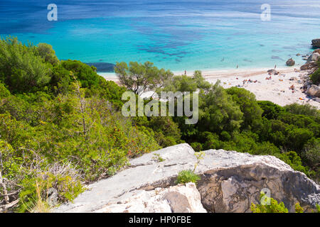 Der kleine Strand von Cala Fuili, Golf von Orosei, Nuoro Sardinien, Italien Stockfoto