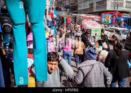Calle Santa Cruz, La Paz, Bolivien Stockfoto