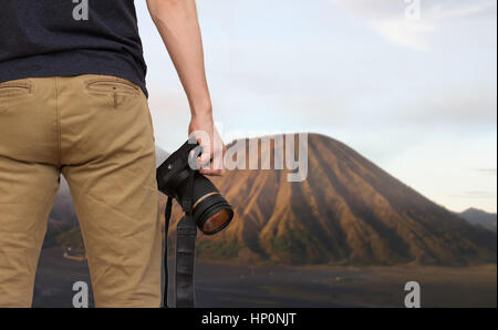 Fotografen halten Kamera Stockfoto