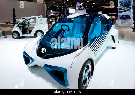 Toronto, Kanada. 16. Februar 2017. Toyota FCV-Konzept auf dem Display während 2017 Canadian International Autoshow Medienvorschau Tag im Toronto Metro Convention Centre. Dominic Chan/EXimages/Alamy Live-Nachrichten Stockfoto