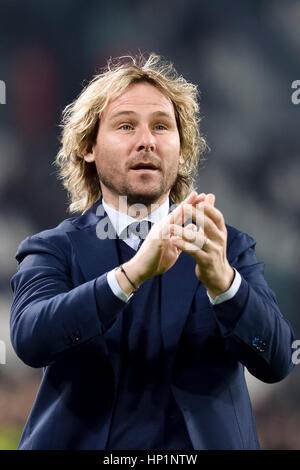 Turin, Italien. 17. Februar 2017. Pavel Nedved, Vize-Präsident von Juventus FC, Gesten vor dem Serie A Fußballspiel zwischen Juventus FC und Citta di Palermo. Bildnachweis: Nicolò Campo/Alamy Live-Nachrichten Stockfoto