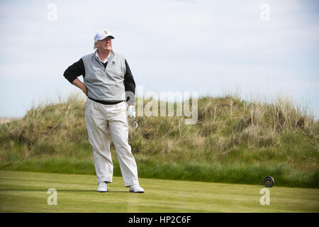 Präsident Donald Trump fotografiert im Trump International Golf Course in Aberdeen, Schottland. Stockfoto