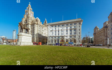 Die Hafen-Skyline am Albert Dock in Liverpool Stockfoto