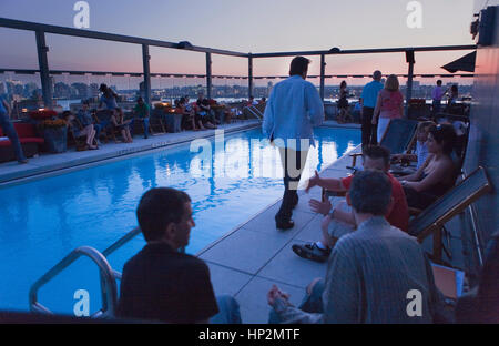 Meatpacking District. Hotel Gansevoort, Bar, Restaurant. 18 Neunte Av. Bei 13th St. Roof, New York City, USA Stockfoto