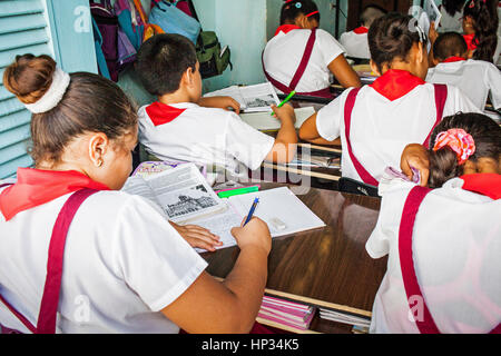 Unterricht in der Grundschule Jose Marti, in Alt-Havanna, Habana Vieja, La Habana, Kuba Stockfoto