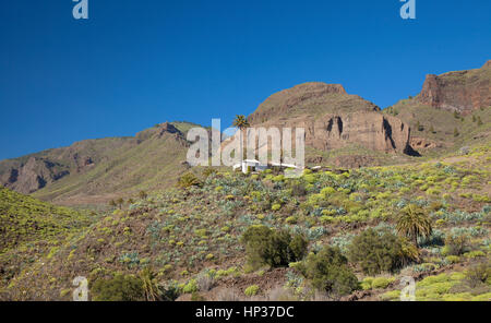 zentralen Gran Canaria im Januar, Pozo de Las Nieves - Santa Lucia de Tirajana Route, Adeje Bereich verlassen Haus Stockfoto