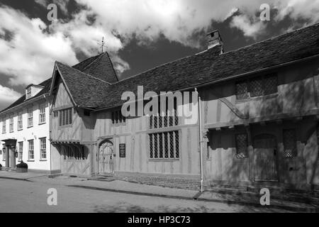 Sommer, August, September, kleine Halle Marktplatz Lavenham Dorf, Suffolk County, England, Großbritannien. Stockfoto