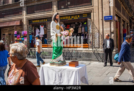 Figur des Christus, Emiliano Zapata Straße, Mexico City, Mexiko Stockfoto