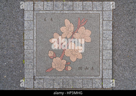 Bürgersteig Dekoration zeigt eine Blume Sakura in Nakameguro, Tokyo, Japan Stockfoto