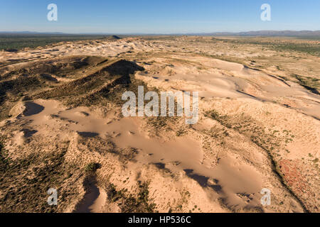 Luftaufnahme des gewaltigen Sanddünen in der trockenen Region des Northern Cape, South Africa Stockfoto