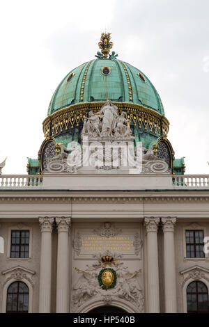 Der Eingang der Hofburg in Wien, Österreich Stockfoto