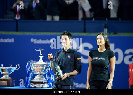 BARCELONA - 26 APR: Kei Nishikori (Tennisspieler aus Japan) feiern den Sieg auf der ATP Barcelona Open Banc Sabadell Conde de Godo-Turnier auf Stockfoto