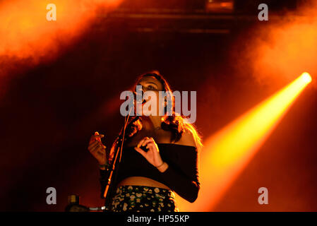 BARCELONA - 28 Mai: Dschungel (modern Soulband) führt auf Primavera Sound Festival 2015 am 28. Mai 2015 in Barcelona, Spanien. Stockfoto