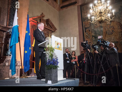 München, Deutschland. 18. Februar 2017. Der Ministerpräsident von Bayern Horst Seehofer (CSU) hält eine Ansprache auf der Münchner Sicherheitskonferenz in München, Deutschland, 18. Februar 2017. Die zweitägige Konferenz begann auf der 17.02.17 und auf die 19.02.17 schließen. Foto: Matthias Balk/Dpa/Alamy Live News Stockfoto