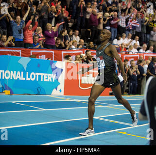 Birmingham, Vereinigtes Königreich. 18. Februar 2017. Sir Mo Farah im Wettbewerb mit den Herren 5000m während der Muller Indoor Grand Prix 2017 bei Barclaycard Arena am 18. Februar 2017 in Birmingham, England-Credit: Gary Mitchell/Alamy Live News Stockfoto