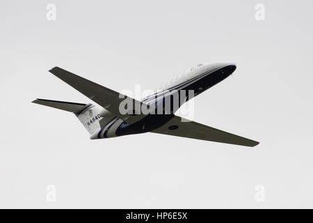 N484CJ, ein 525B Cessna CitationJet 3 (CJ3), am Flughafen Prestwick in Ayrshire. Stockfoto