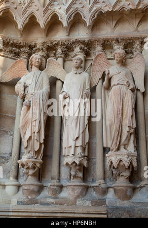 Die Steinskulptur der Kathedrale von Reims, Reims, Frankreich. Stockfoto