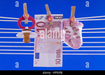 Symbolbild Kindergeld - symbolisch für Kindergeld Stockfoto