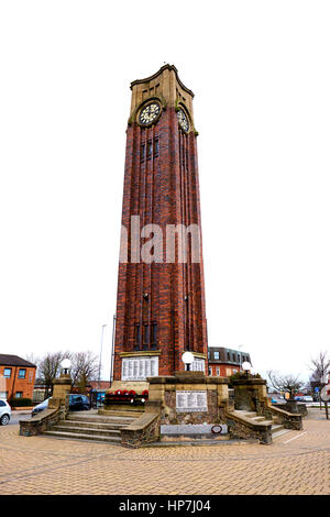 Uhrturm, Memorial Gardens, Memorial Square, Coalville, UK Stockfoto