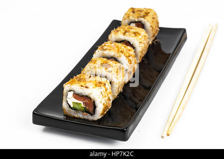Japanisches Essen Brötchen mit Fisch und Avocado. Studio Photo Stockfoto